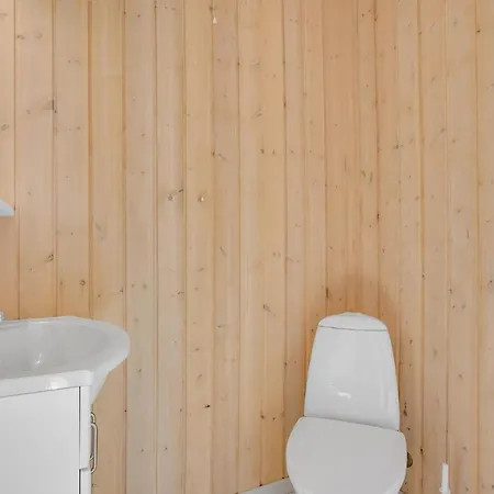 Stunning In With 4 Bedrooms And Sauna